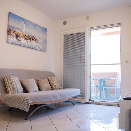 Privlaka's Sun&sea Apartment *